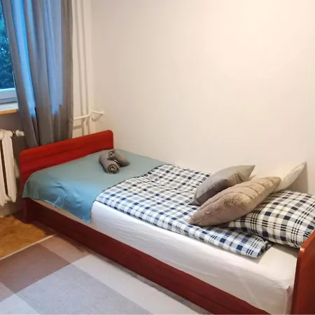 Room Bohaterow Wrzesnia Warschau Exterior foto